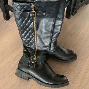 Tall black boots - size 7